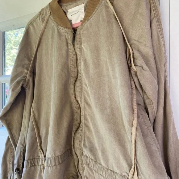 Anthropologie tan ruffled bomber jacket light sand XS - Picture 7 of 10